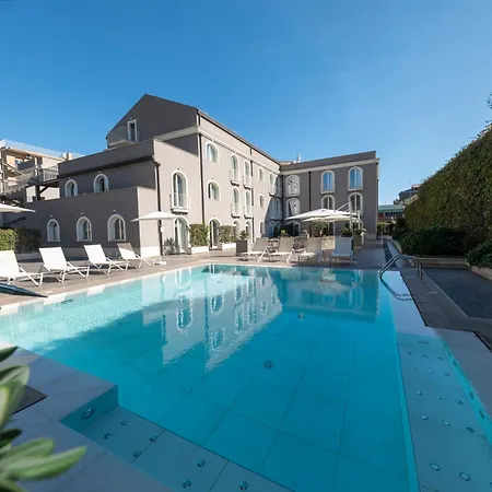 Hotel Airone 4*