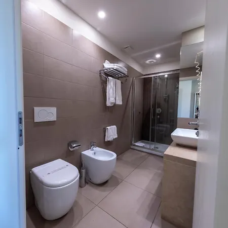Hotell Airone